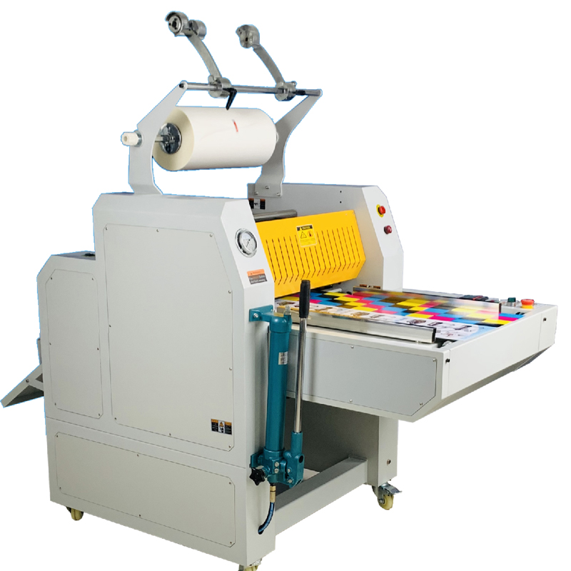 Colordowell WDDSG-720YA Hydraulic Roll Laminator &ndash; Excelling in Precision and Performance